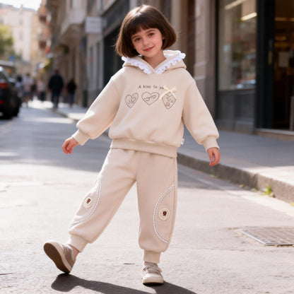 Hooded long sleeved two-piece children's spring and autumn clothes