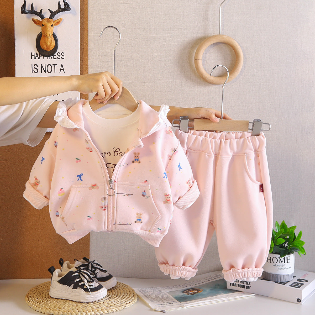 Baby girl hooded long sleeved three piece set