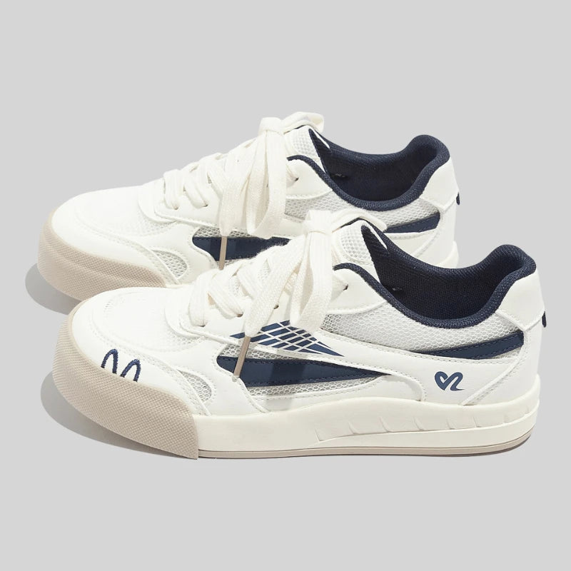 Vintage White Platform Skate Sneakers For Women 2026 Spring New Soft Sole Height Increasing Fashion Versatile Casual Daily Walki