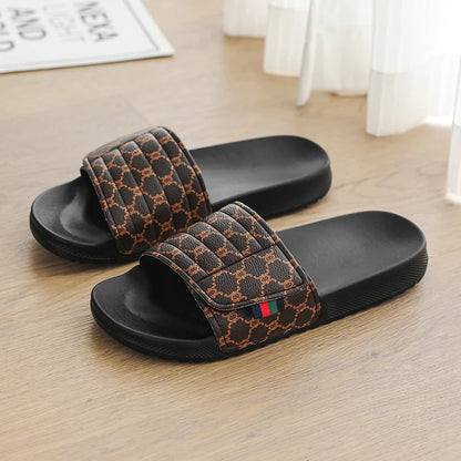 Summer Beach Slippers Men's Fashion Comfortable Breathable Sandals Indoor and Outdoor Sandals Plus Size 46 47