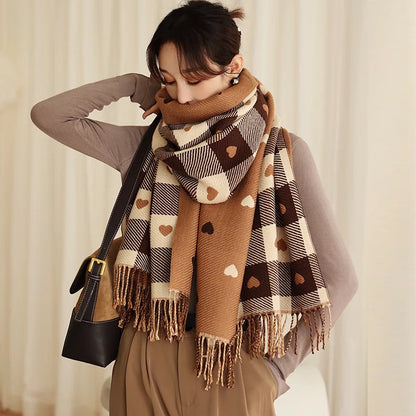 1 Piece of Women's Autumn and Winter Heart-Shaped Scarf, Women's Plaid Comfortable Scarf, Thick Large Blanket Shawl Scarf