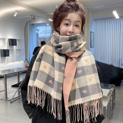 1 Piece of Women's Autumn and Winter Heart-Shaped Scarf, Women's Plaid Comfortable Scarf, Thick Large Blanket Shawl Scarf