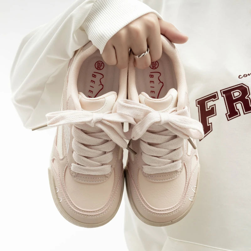 Vintage White Platform Skate Sneakers For Women 2026 Spring New Soft Sole Height Increasing Fashion Versatile Casual Daily Walki