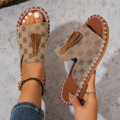 Women Slippers Summer Casual Beach Holiday Slippers New Fashion Fringe Outdoor Flat Shoes Women Open Toe Sandals Slides Women