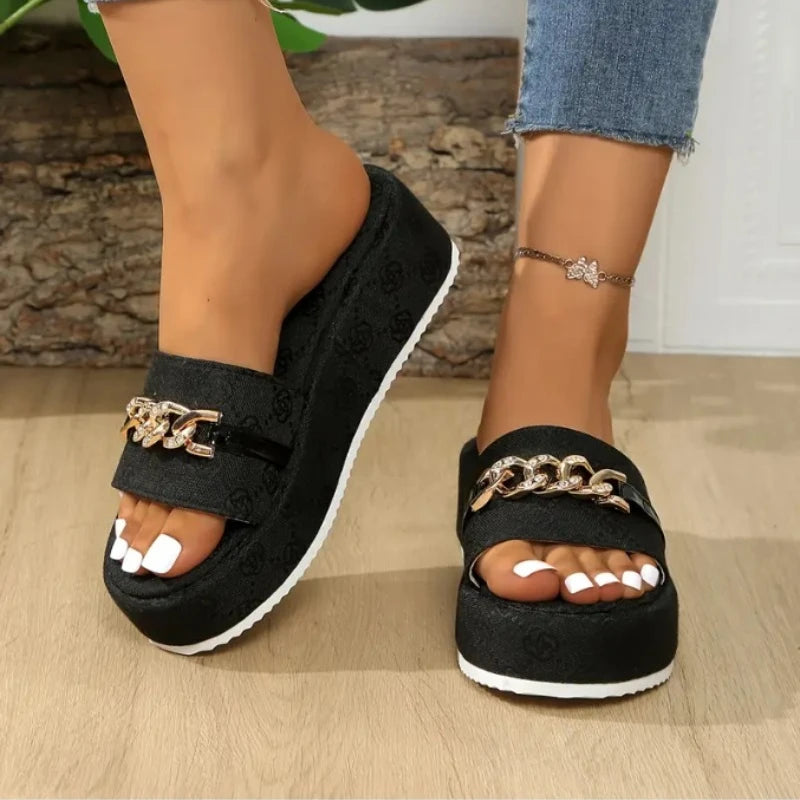 Women Platform Slippers Outdoor Floral Slippers Ladies 2025 New Summer Women Shoes Designer Flat Sandals Beach Slides Women