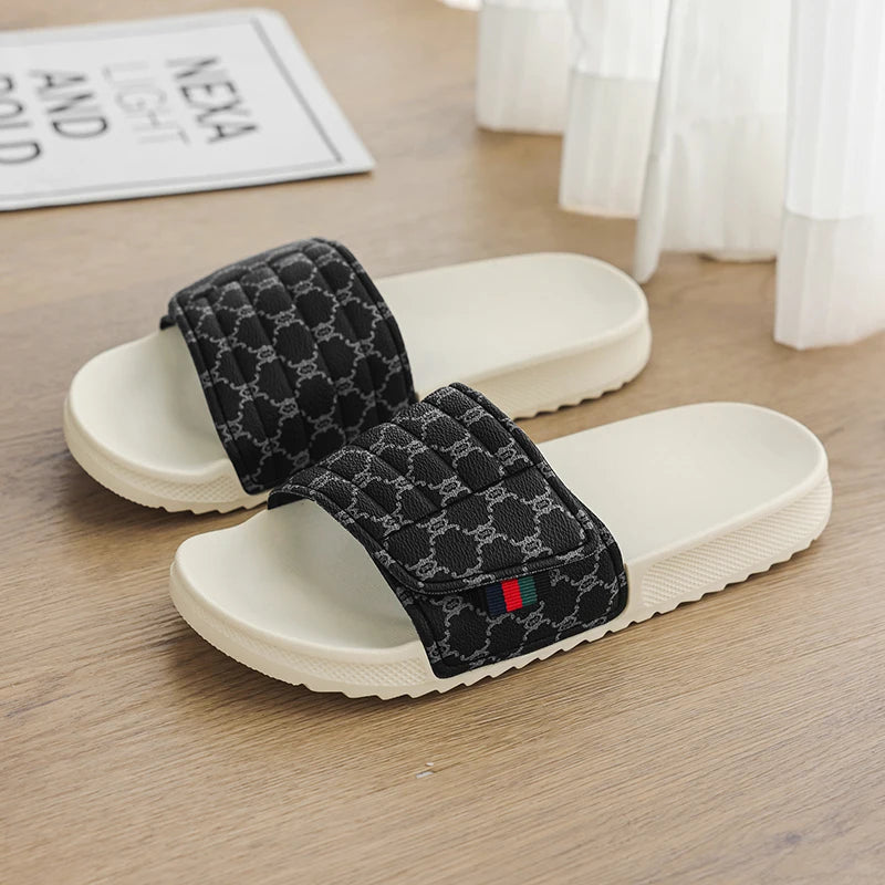 Summer Beach Slippers Men's Fashion Comfortable Breathable Sandals Indoor and Outdoor Sandals Plus Size 46 47