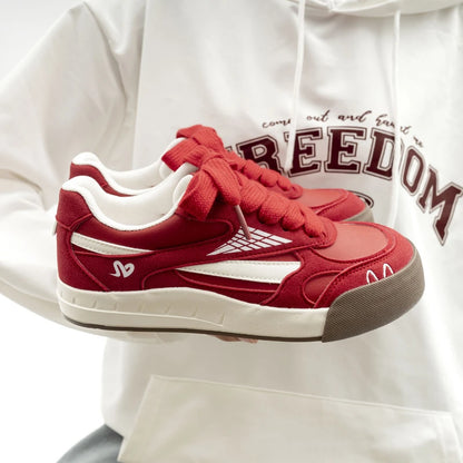 Vintage White Platform Skate Sneakers For Women 2026 Spring New Soft Sole Height Increasing Fashion Versatile Casual Daily Walki